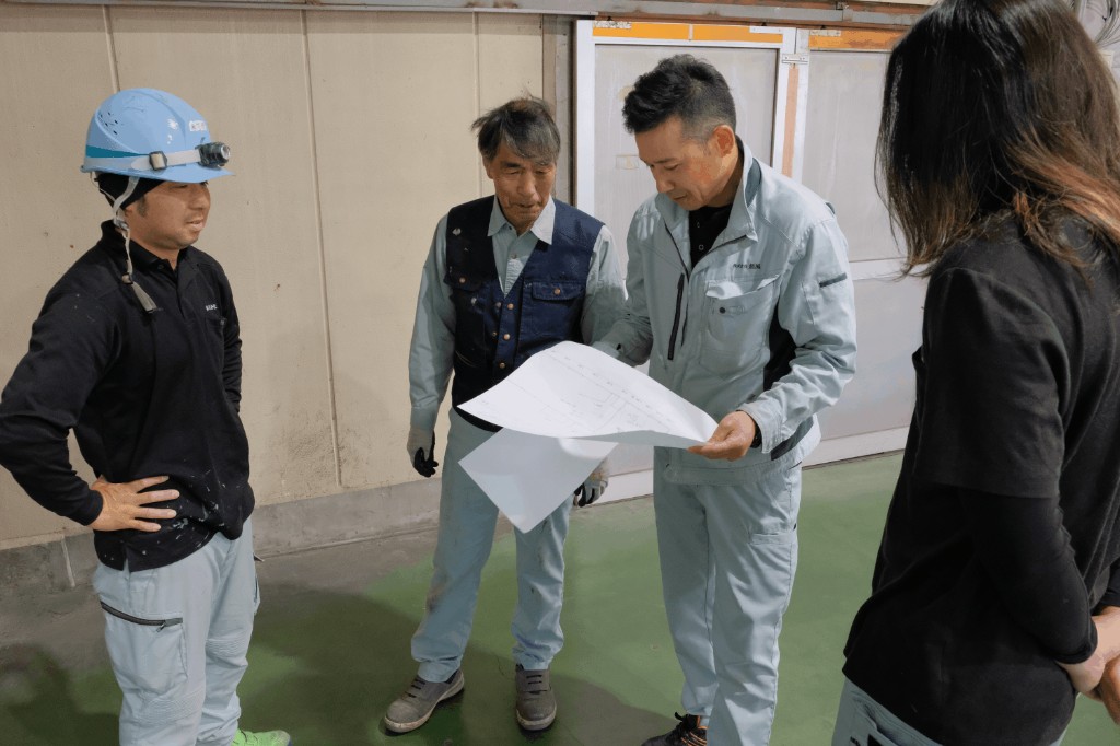 施工前の打ち合わせの様子